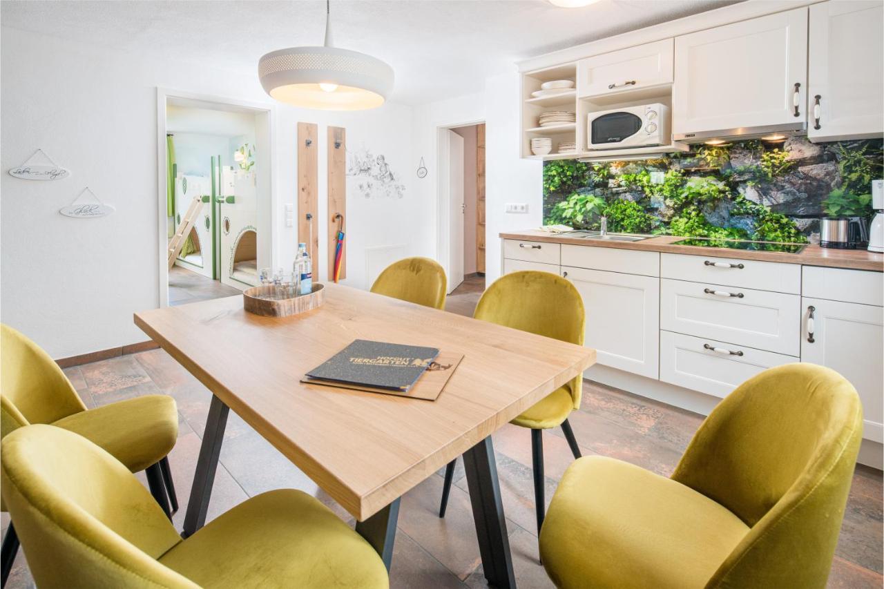 Hotel Hofgut Tiergarten Аулендорф Екстериор снимка